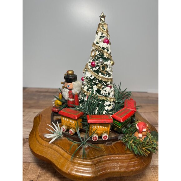 Vintage Schmid Musical Christmas Tree With Train & Nutcracker Figurine 1983 - Picture 4 of 6